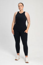 Długi Top sportowy wysoki dekolt z wbudowanym stanikiem